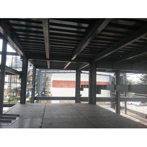 Warehouse Q235 Bolted Galvanized Carbon Steel Structure