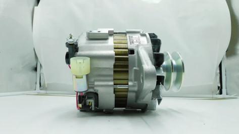 1-81200484-0 Truck Dynamo Genuine 6BD1 6BB1 Car Alternator