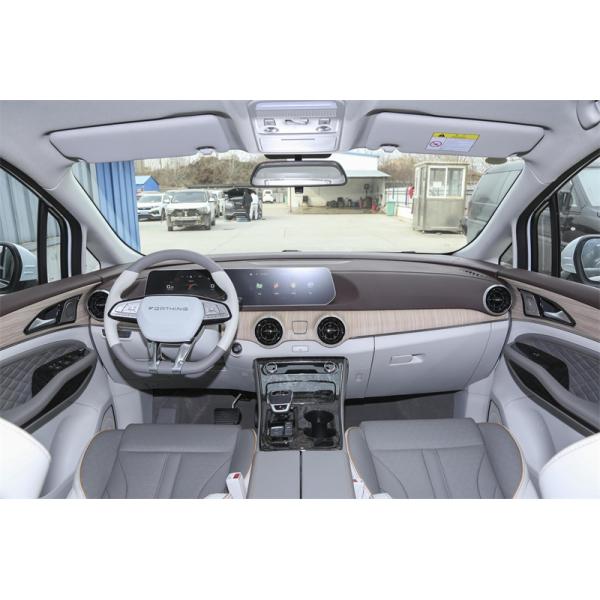 La caja de engranajes DCT y el último MPV de Power Power Motor Power Battery Vehicle M4 HEV con opciones de personalización del proveedor líder