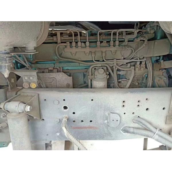 SINOTRUCK Howo Used Cement Mixer Trucks 4 Axles 2015 Year XT5310GJBZZ38G5