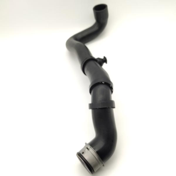 2035012882 SQCS Intercambiador de calor manguera de agua aislada para el radiador inferior del Benz Sprinter