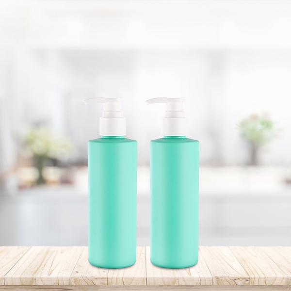 Цилиндр 250 контейнеров ухода за волосами финиша бутылки ЛЮБИМЦА ML штейновый с насосом