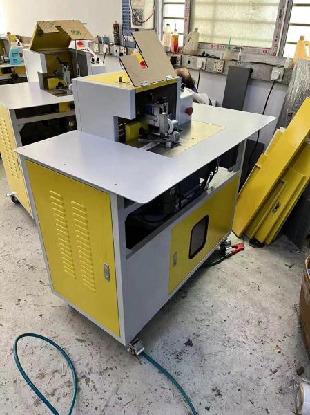 380V/50Hz Voltage YUTAI Sponge Insole Pad Foam EVA Skiving Machine for Leather Package Dimensions 1150*700*1200MM