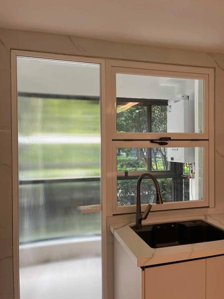 Light Art Studio Folding Window Replicating Classical Atelier Natural Lighting Conditions