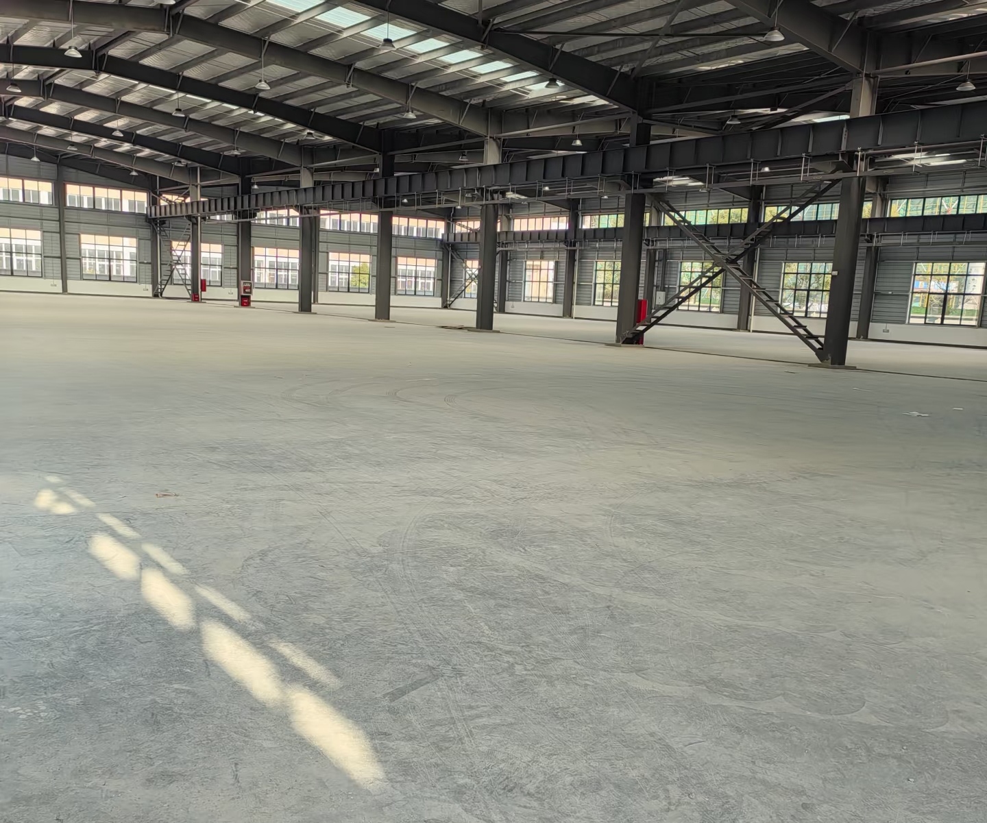 Industrial Style Steel Structures Warehouse Workshop Plant Factory Building