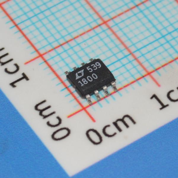 LT1800CS8#PBF Amplificateur opérationnel (Op Amp) 100MHz Gain BW 450V/µs Vitesse de balayage 3.5nV/√Hz Bruit 2.7-12.6V Alimentation Entrée/Sortie Rail-to-Rail Boîtier SOIC 8 broches -40°C à 85°C Faible consommation