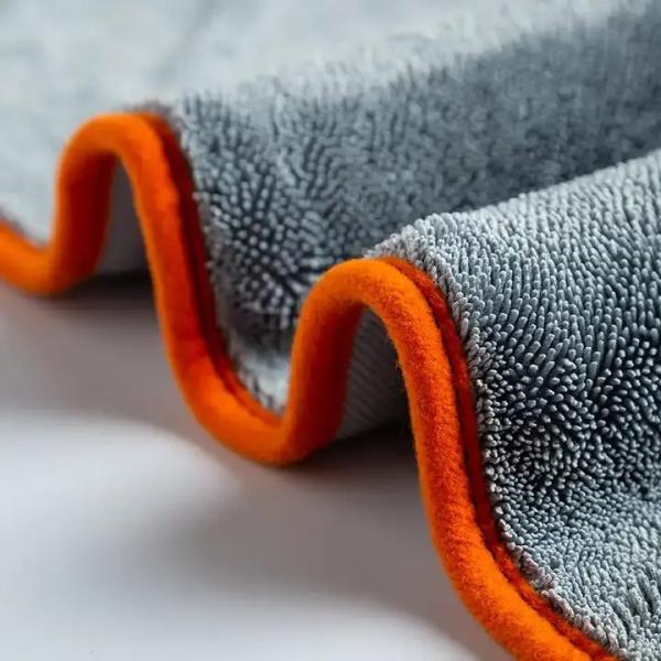 Serviettes de detailing pour voiture en microfibre 600 GSM 40x60cm Personnalisables