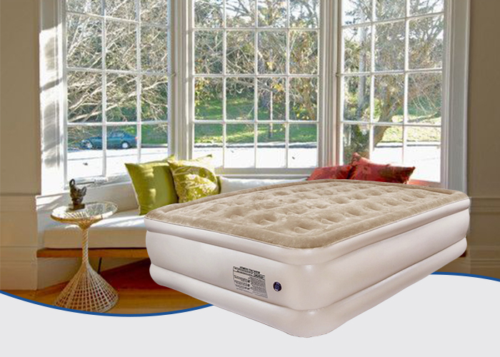 Удобный ослабьте собираннсяый двойник Airbed близнеца воздушного матраса с построенный в поднятой таможне насоса