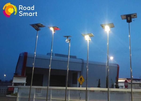 12v 30w Integrated Solar LED Street Light Panel Angle Rotating High Luminance