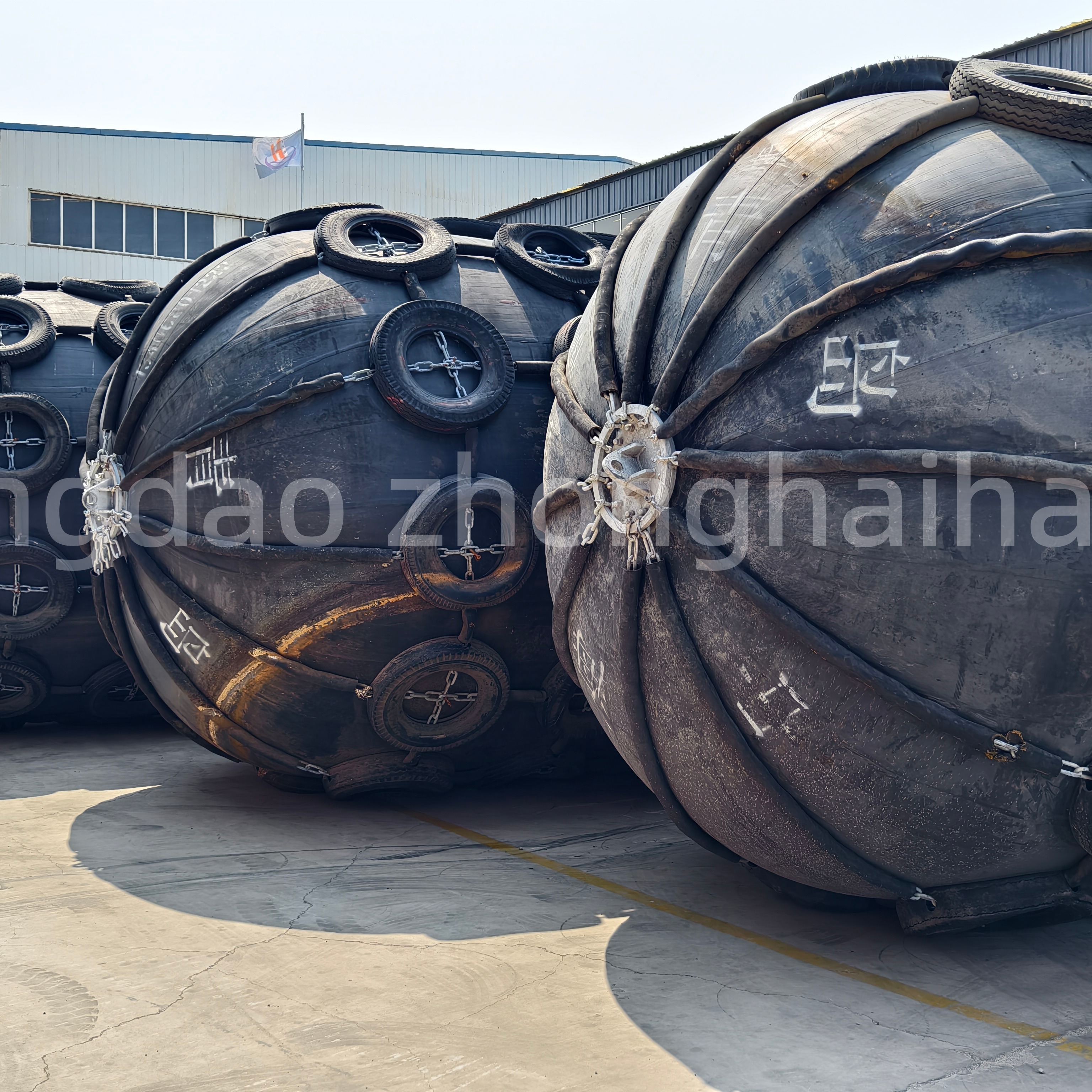 Mold Production Yokohama Type Marine Ship Factory Directly Supply ISO Certified Black Pneumatic Rubber Fenders Easy Installation