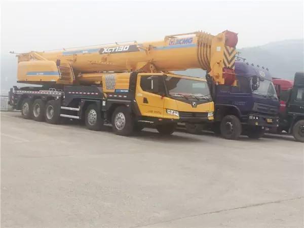 2018 XCMG XCT130 Mobile Telescopic Boom Crane , Heavy Truck Crane 130 Ton