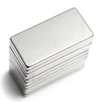 Pequeñas barras del imán de la tierra rara del neodimio del metal rectangular para los artes del refrigerador
