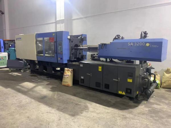 Used Haitian SA3200 Plastic production making Injection Molding Machine with Variable pump