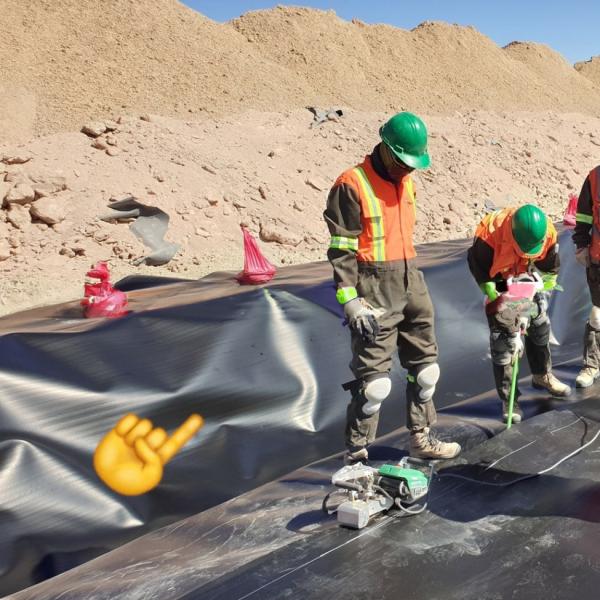 1 мм 1,5 мм 2 мм HDPE Geomembrane сварочная машина предназначена для аквакультуры потребностей сельского хозяйства