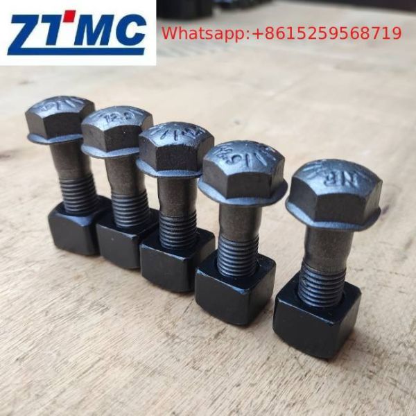 Excavator Undercarriage Track Bolts And Nuts 1j4947+2j3507 Plow Bolt and Nut