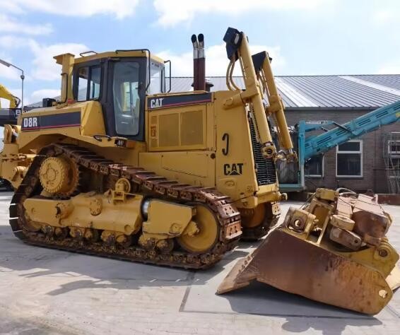Original Japan D8r Crawler Tractor Second Hand Dozers with Good Working Condition