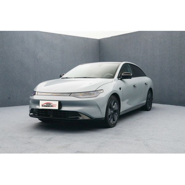 Wholesale Luxury Leap Motion C01 Auto Small Vehicle Electric Fuel Automobile New Leather Seat Covers Decoration Cheap Suv Cars