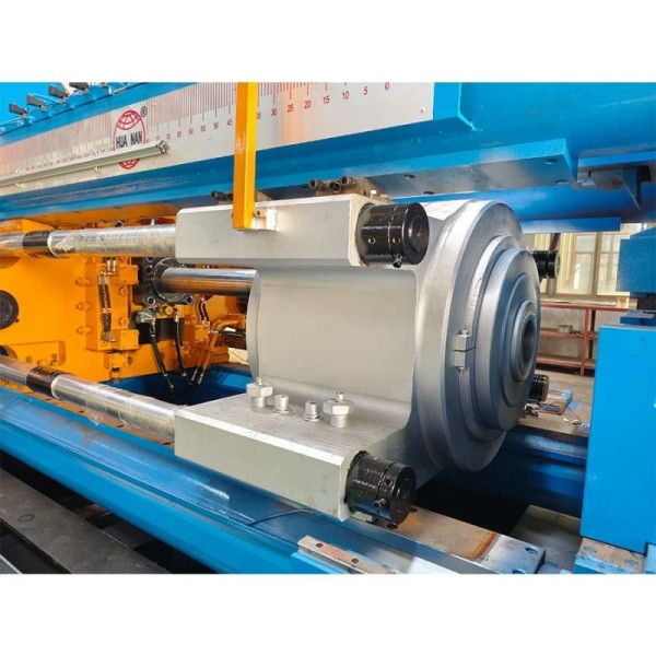 High Efficiency Extruding 1100T Aluminum Profile Extrusion Machine With Servo Motor