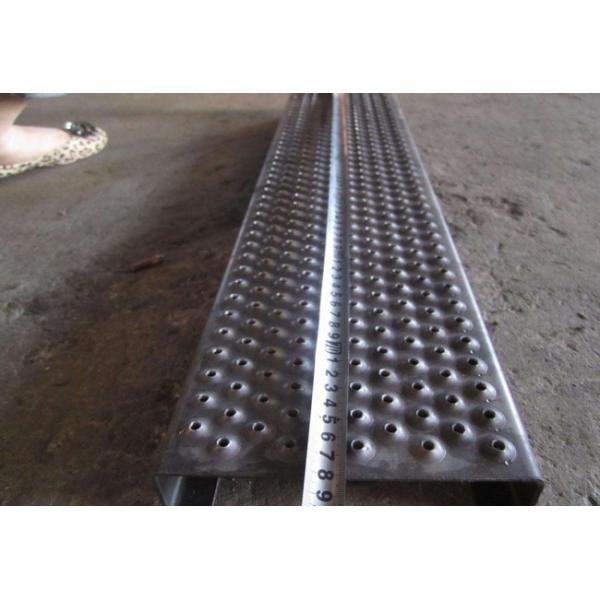 Чернота гальванизировала стальные проступи лестницы Серратед смещать Адвокатуры решетки анти-