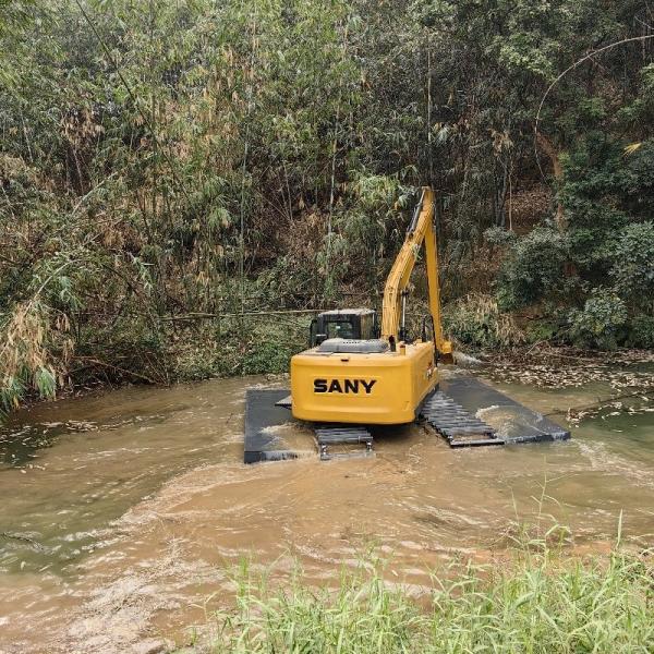 10-15 Ton Excavator Pontoon for Construction Mining Dredging Energy Mineral Equipment