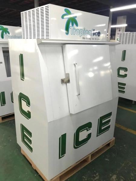 Commercial ice cube storage freezer, outdoor ice cooler bag storage freezer