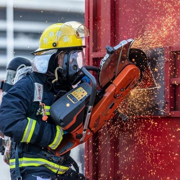 Adjustable Harness With Padded Straps Emergency Escape Breathing Apparatus for Safe Fire Rescue and Confined Space Evacuation
