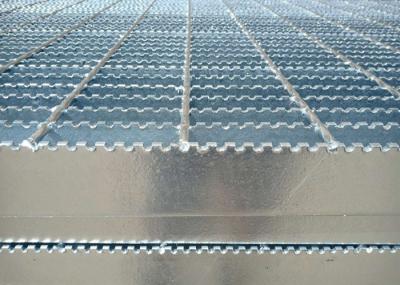16-W-4 serrilhou barras quadradas torcidas característica galvanizadas Grating de barra de aço