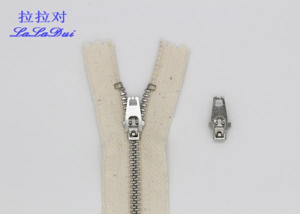 Cotton Overcoat Reverse Coil Zipper , Plating Nickel Teeth White Invisible Zipper