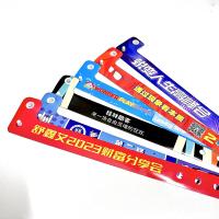 Logotipo personalizado Vinyl PVC pulseiras Promoção itens de presente L forma Uma camada PVC impermeável Pulseiras de papel coloridas