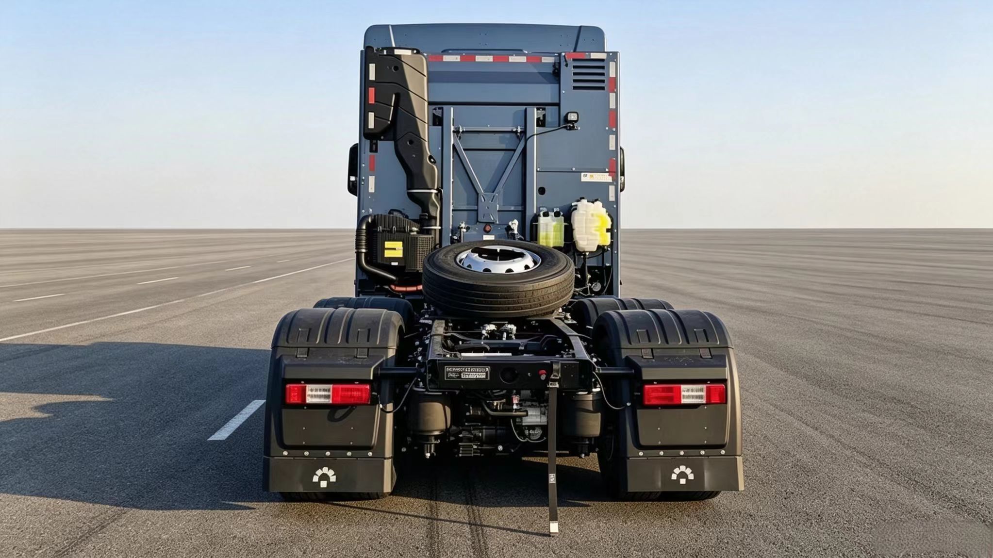 6x4 952HP Foton BEACON Hydrogen Electric Tractor - Zero Emission 6x4 Heavy Duty Tractor - new energy tractor truck - long haul heavy duty truck