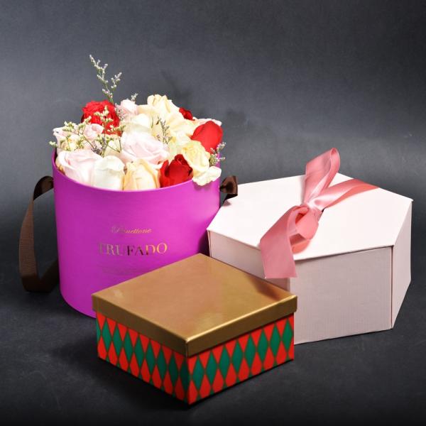 ECO - Friendly Recycled Luxury Paper Gift Box Flower Packing Classic Style