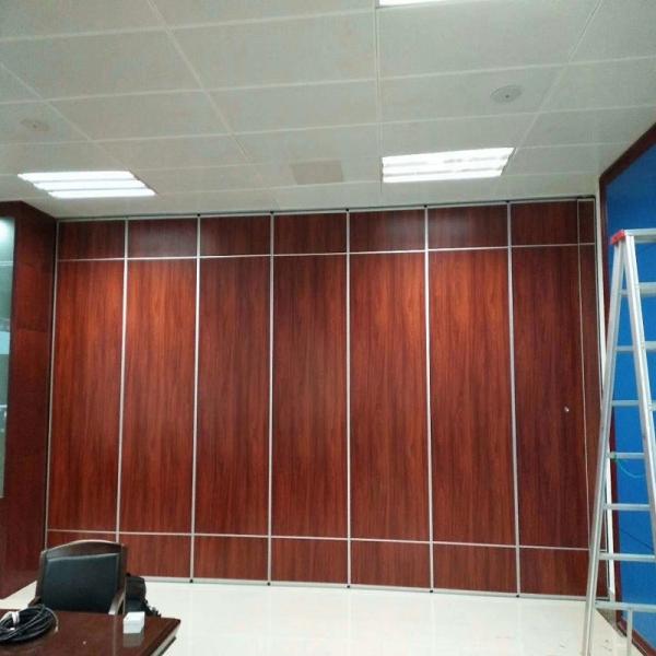 Paredes de separação móveis da dobradura acústica de pouco peso, deslizando paredes de separação do hotel