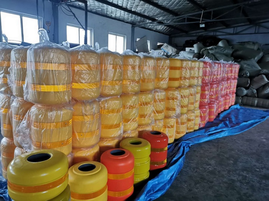 Безопасный барьер ролика безопасности материала ЕВА барьера дорожного движения