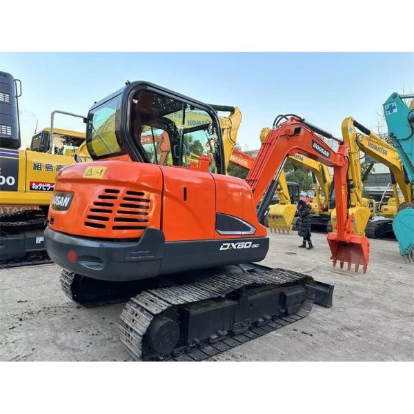 Korean Original Doosan DX60 Excavator in Durable and with Original Hydraulic Cylinder