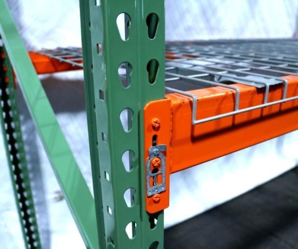 3-6 inch Step Beam Boltless Teardrop Steel Pallet Racking For Warehouse System Floor Storage
