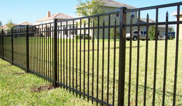 Powder Coated Waterproof Black Corten Galvanized Metal Picket Tubular Steel Fencing
