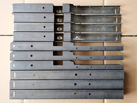 Mild Steel Aluminum Laser Cutting Tubes 3D Laser Tube Cutting 0.03-0.31 Inch OEM