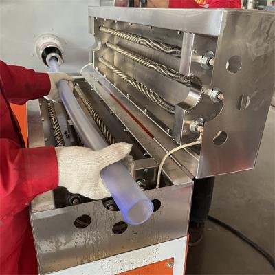 Linha de extrusão de tubos de alimentação automática de PVC Fabricantes Máquina de fabricação de tubos de mangueira de gás macio