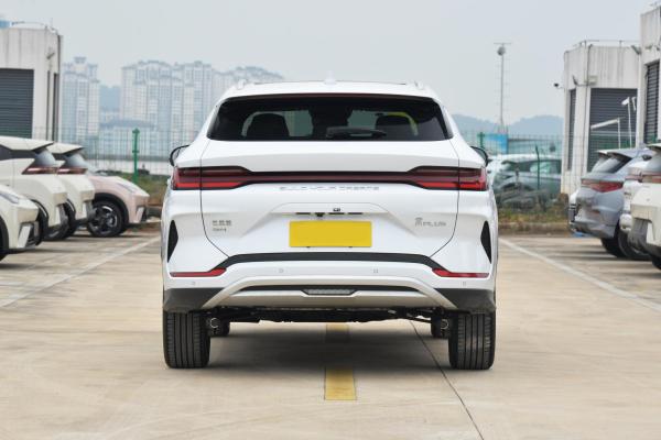 2024 BYD Song Plus EV Champion Edition 605KM Dm-i Flagship NEV 4785x1890x1660mm 1920kg Fabriqué dans les voitures électriques