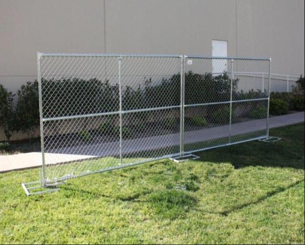 8ft x 10ft construction chain link fence opening 2⅜x2⅜(60mmx60mm)  tubing 16ga thick and diameter 11ga/2.90mm,11.5ga/2.7