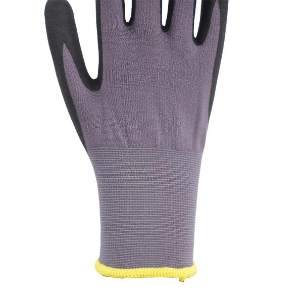 Industrial 15 Gauge Gray Nylon Spandex Safety Gloves Black Nitrile Coating Anti Slip Gloves