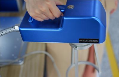 Small 20W Hand Held Fiber Laser Marking Machine With Fixed Focus Plane
