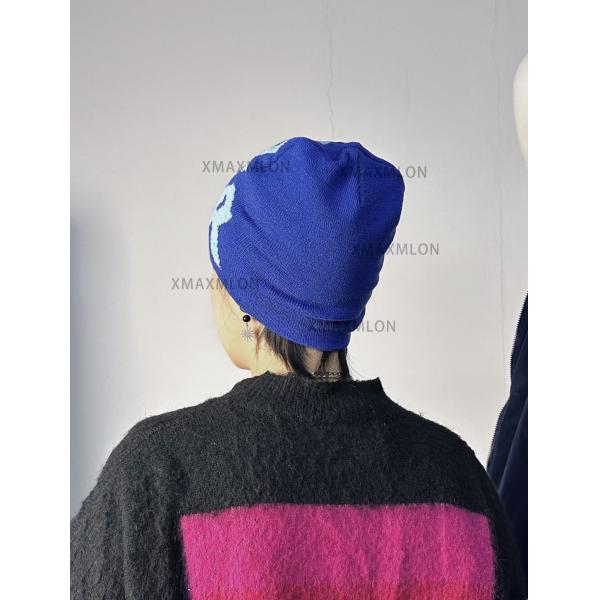 Dome Style 100% Acrylic Jacquard Winter Custom Woven Pom Pom Beanie Hat for Cold Days