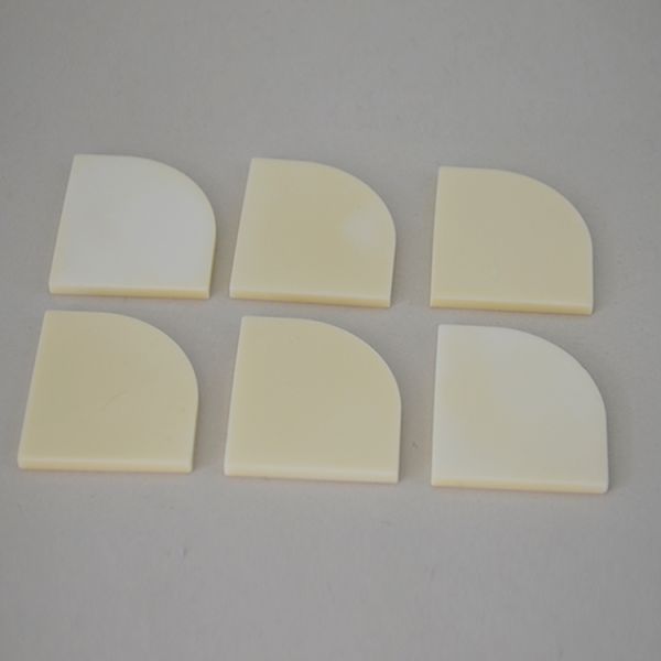 Al2O3 Aluminium Oxide Ceramic Thin Sheet Porous Alumina Substrate Plate