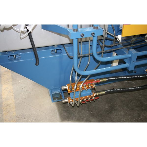 YD Automatic Hot Chamber Die Casting Machine PLC Core Components 1-Year Warranty Computer Controlled Zamak 250KN Injection Force
