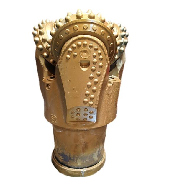 9-7/8インチトライコーンビット オイルとガスの掘削機器