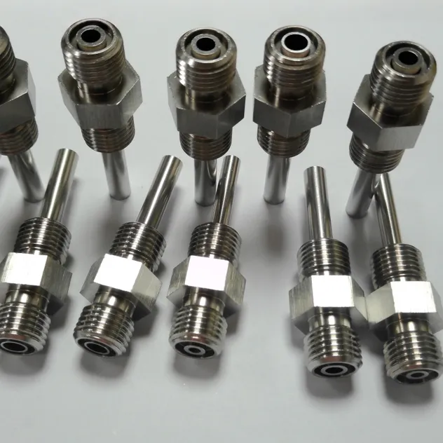 304 tuyau en acier inoxydable double filetage aiguille de pulvérisation CNC accessoires médicaux personnalisation