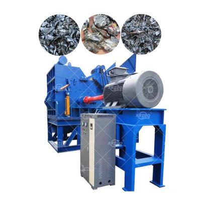 Machine de recyclage des déchets métalliques Carrosserie de voiture concasseur de métaux Cannes d'aluminium Déchets