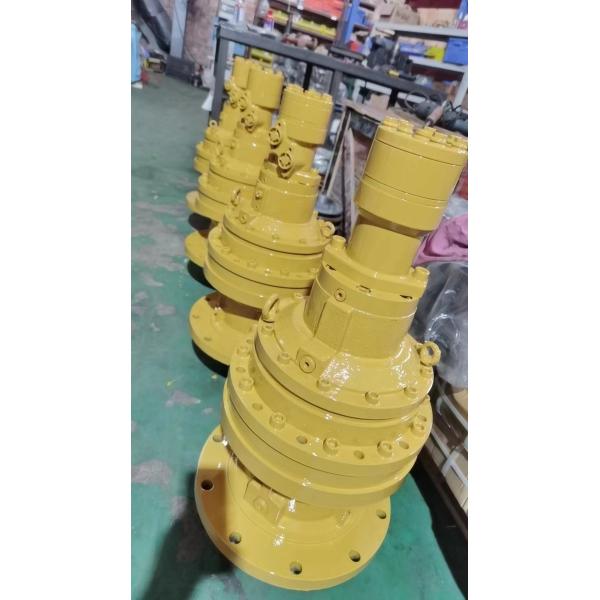 Сборка редукторов для насосных грузовиков Putzmeister и Schwing в черном цвете в строительном секторе