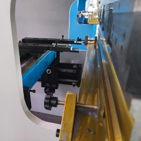 1200MM Small Torsion Bar Press Brake 400 Kn For 2mm Stainless Steel